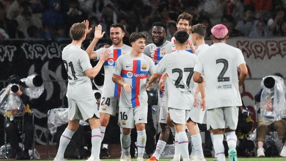 Getty Images / Hiroki Watanabe / Na zdjęciu: piłkarze FC Barcelony