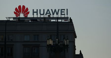 Intel i inni stracili licencje na dostawy podzespołów dla Huawei