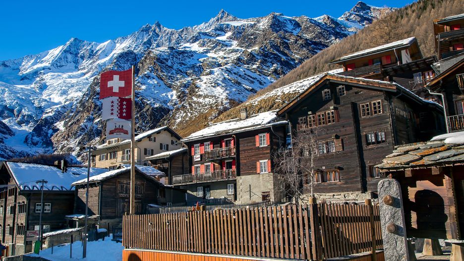 Domek w teledysku "Last Christmas" znajduje się w miejscowości Saas-Fee w Szwajcarii