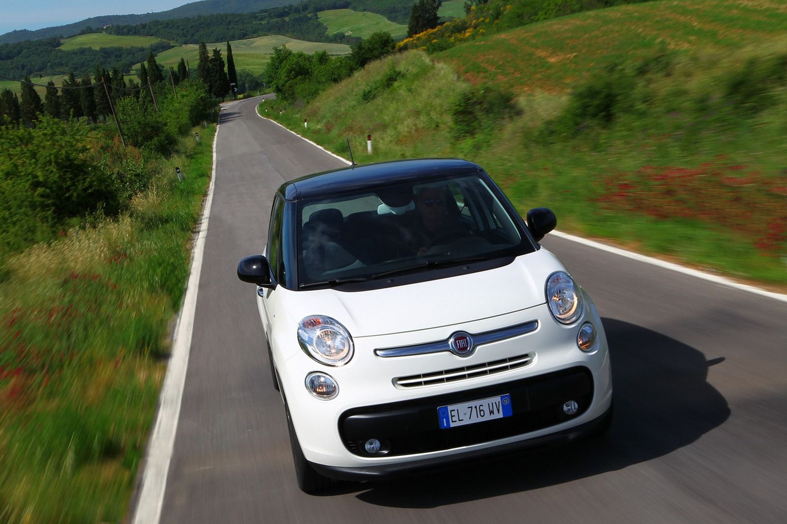 Fiat 500L - obszerna galeria zdjęć 5