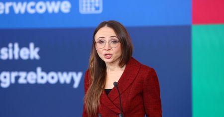 Burza o wiek emerytalny. Stanowcza reakcja ministry