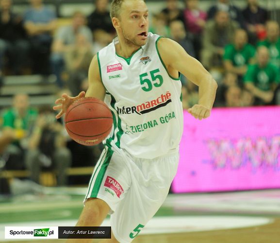 Łukasz Koszarek będzie grał w Stelmecie jeszcze przez dwa lata