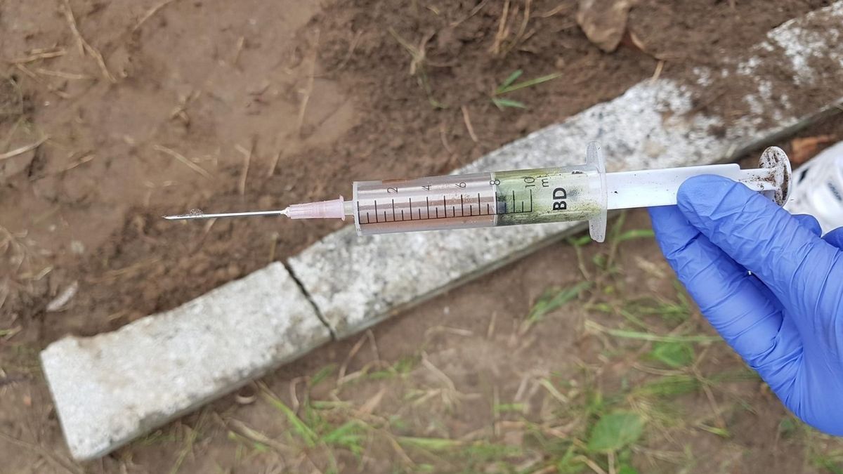 Na cmentarzu Miłostowo znaleziono strzykawki