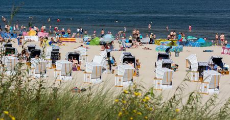 Ile Polacy wydadzą na wakacje w 2025 roku? Ujawniono dane