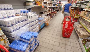 Polacy kupują mniej i tańsze produkty. Właściciel Biedronki widzi duże zmiany