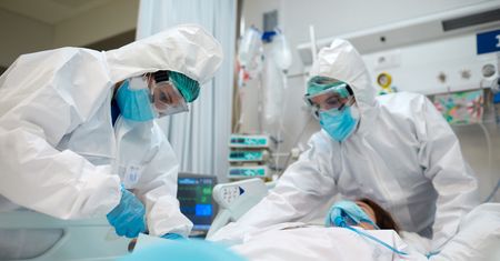Koronawirus. WHO ostrzega: wkrótce 100 tys. ofiar na tydzień