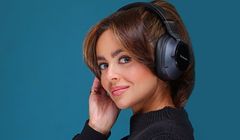 Gabi Drzewiecka reklamuje markę Technics