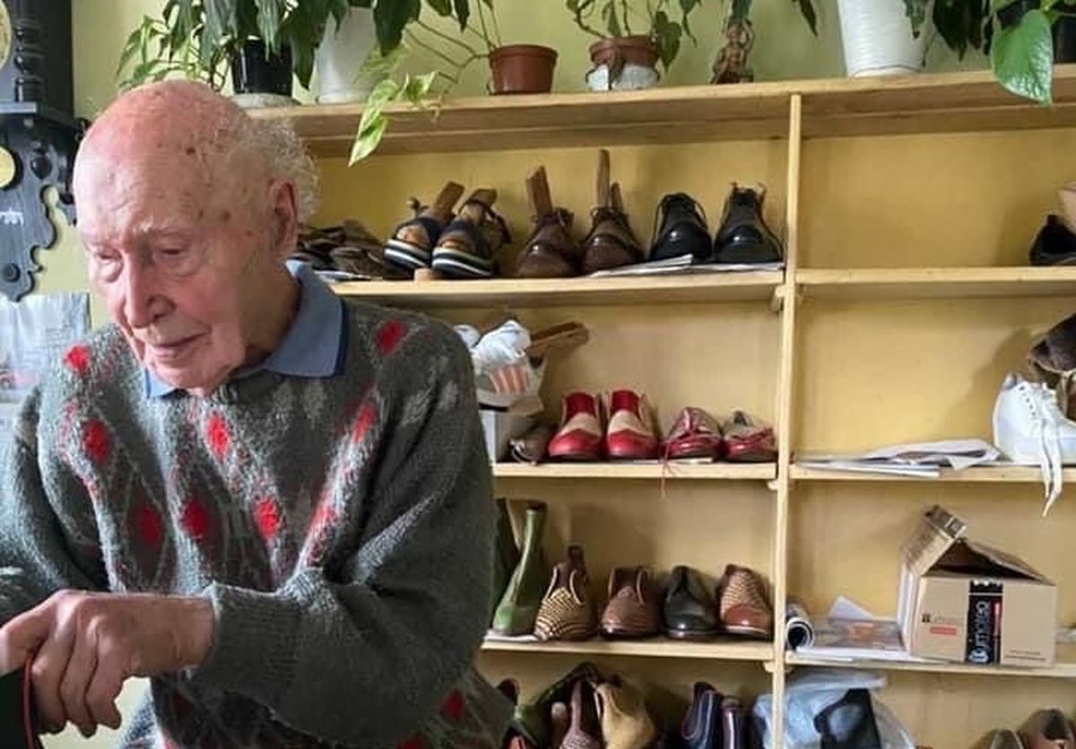 Józef Kania, 90-letni szewc, potrzebuje zleceń