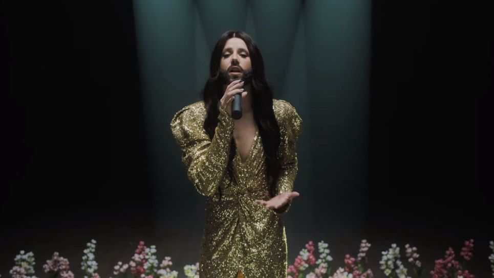 Michał Szpak wystąpił w nowym promo filmu Netflixa