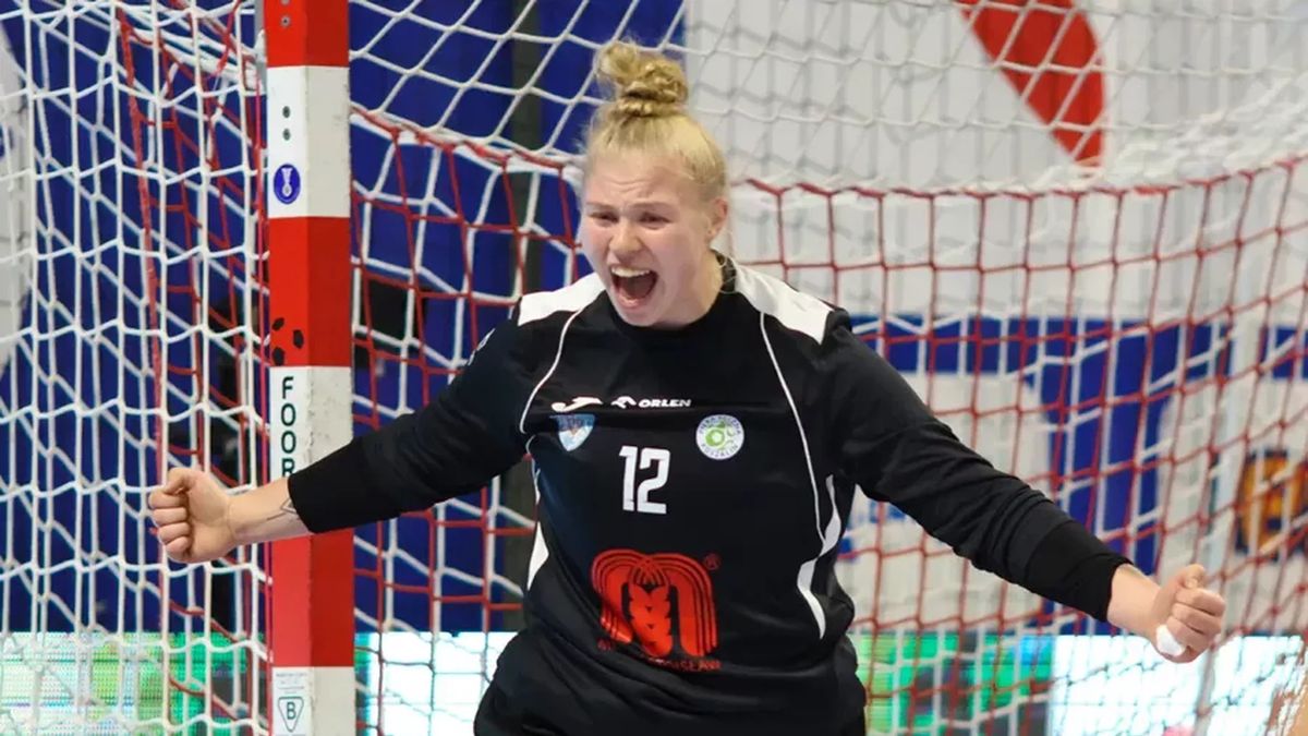 Materiały prasowe / Orlen Superliga Kobiet / Młyny Stoisław Koszalin / Na zdjęciu: Natalia Filończuk