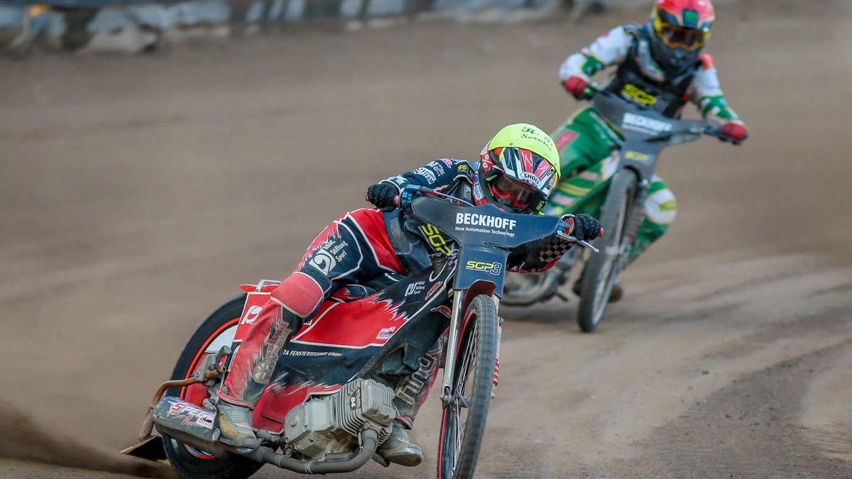 WP SportoweFakty / Arkadiusz Siwek / Na zdjęciu: Patrick Hyjek (żółty kask)