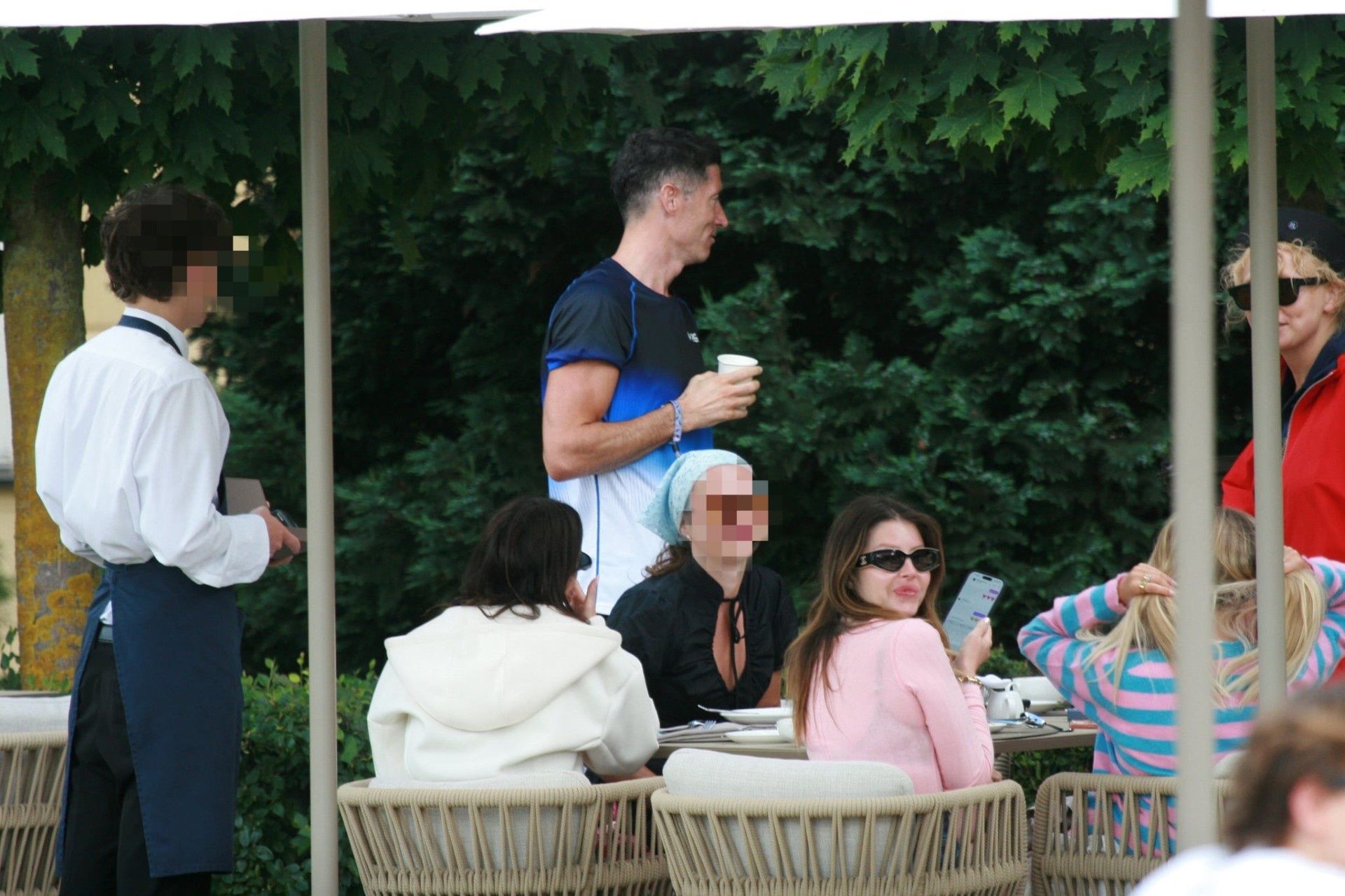 Lewandowscy ze znajomymi w Trójmieście