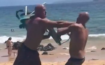 Awantura na plaży. Polityk z USA w roli głównej. Sceny na Hawajach