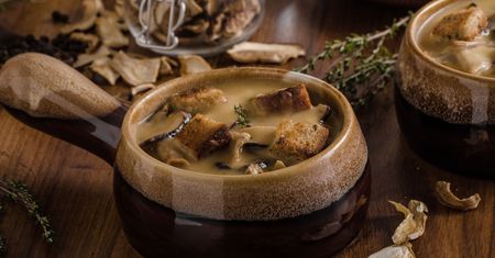 Zupa z mrożonych grzybów - przepis