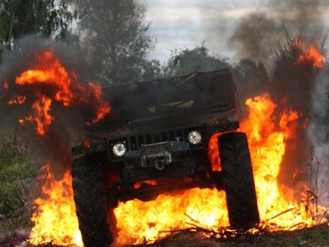 Rosyjski Hummer domowej roboty pokona prawie każdą przeszkodę 15