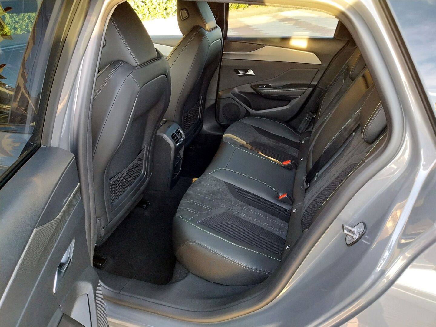 Peugeot E-308
