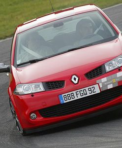 Renault Megane F1 Team R26