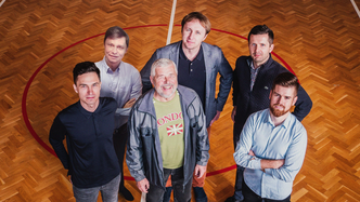 Złota piątka z Bielska-Białej. Każdy ma swój biznes, a chodzili do jednego liceum