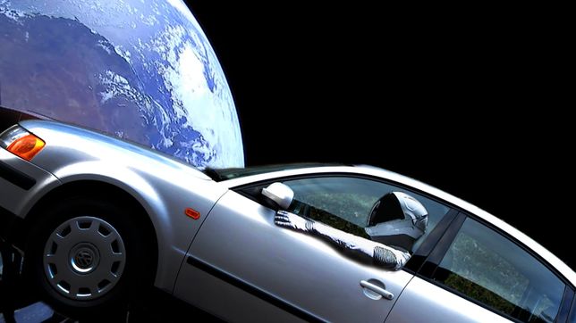 Elon Musk wysłał samochód w kosmos. Internauci nie