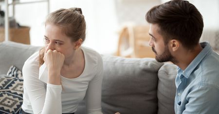 Jak przeprosić dziewczynę? Porady