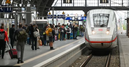 Niemieckie media: kolej odwołuje pociągi, by poprawić statystyki opóźnień