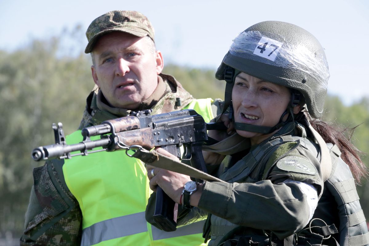 Estonki chcą bronić ojczyzny, fotografia ilustracyjna