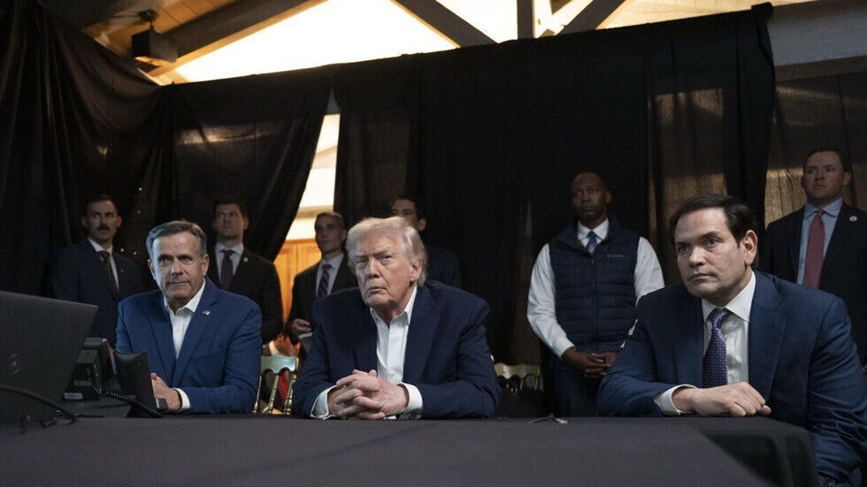 Donald Trump obserwuje pojmanie prezydenta Wenezueli