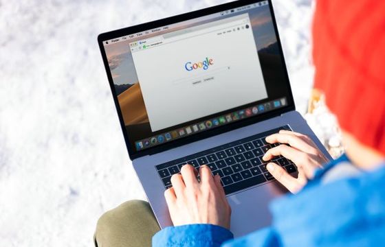 Reklamy mają negatywny wpływ na dotrzymywanie postanowień noworocznych