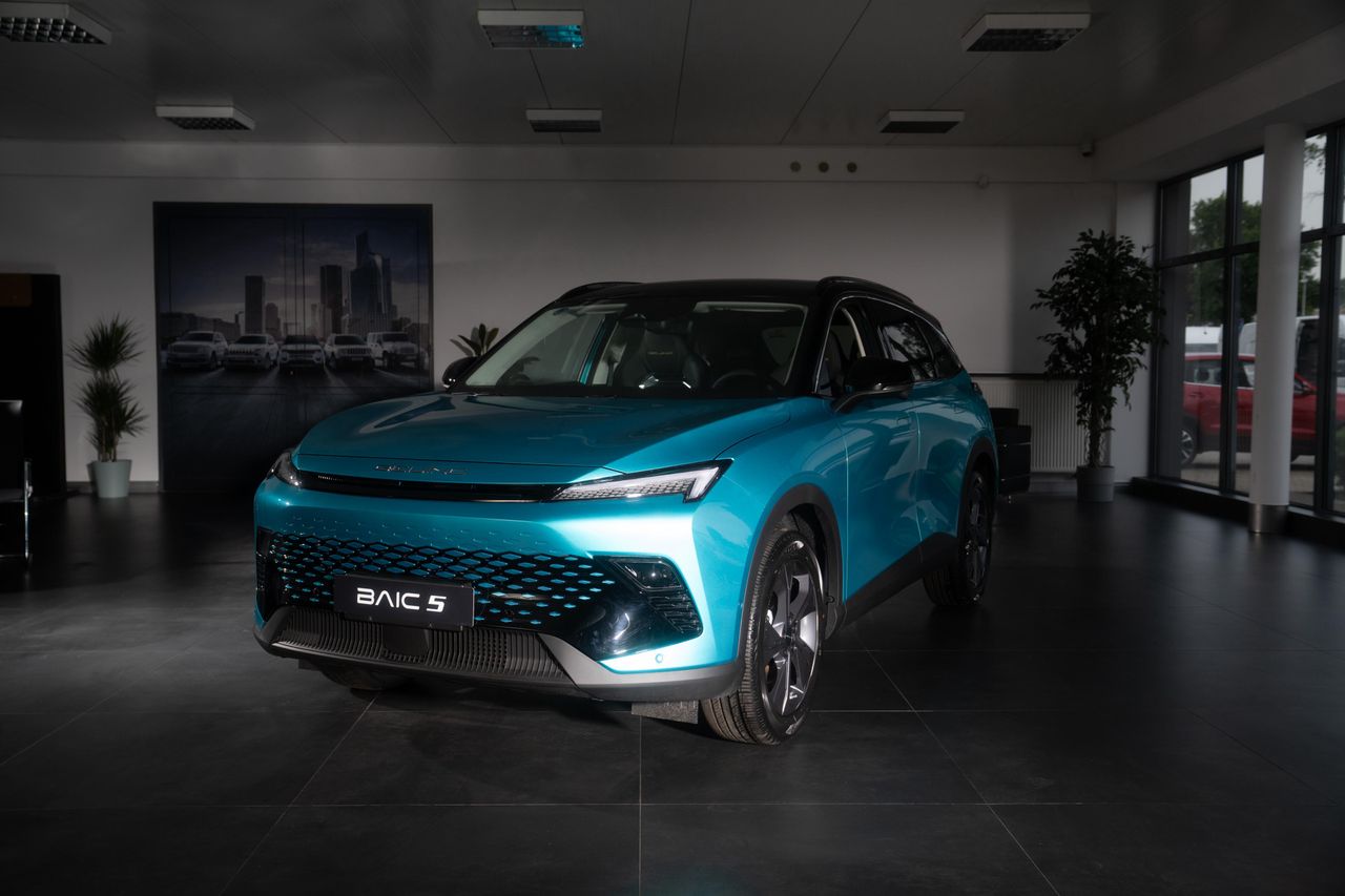 Motoryzacja przyszłości zaczyna się online: współpraca OTOMOTO i BAIC