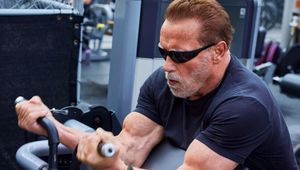Nowy ochroniarz Schwarzeneggera. Budzi respekt