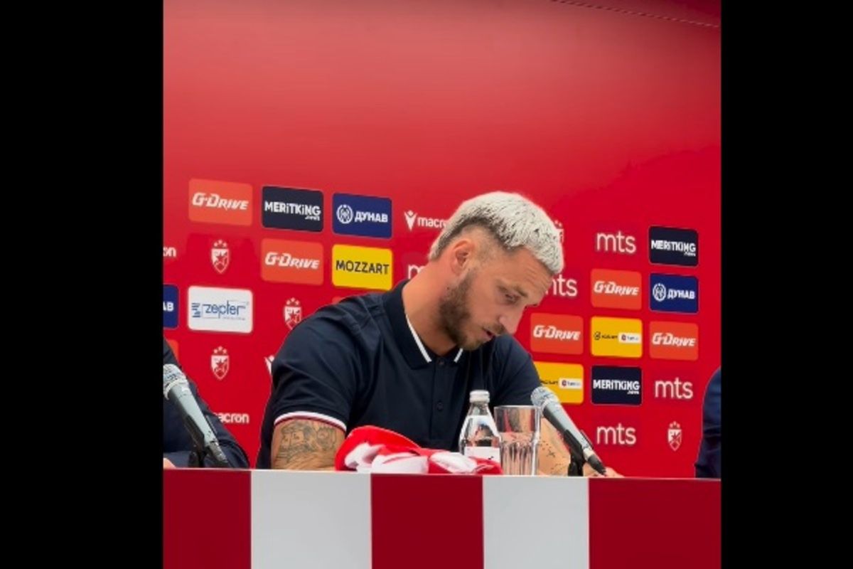 Ma strzelać gole Lechowi Poznań. Piłkarz rozkleił się przed dziennikarzami