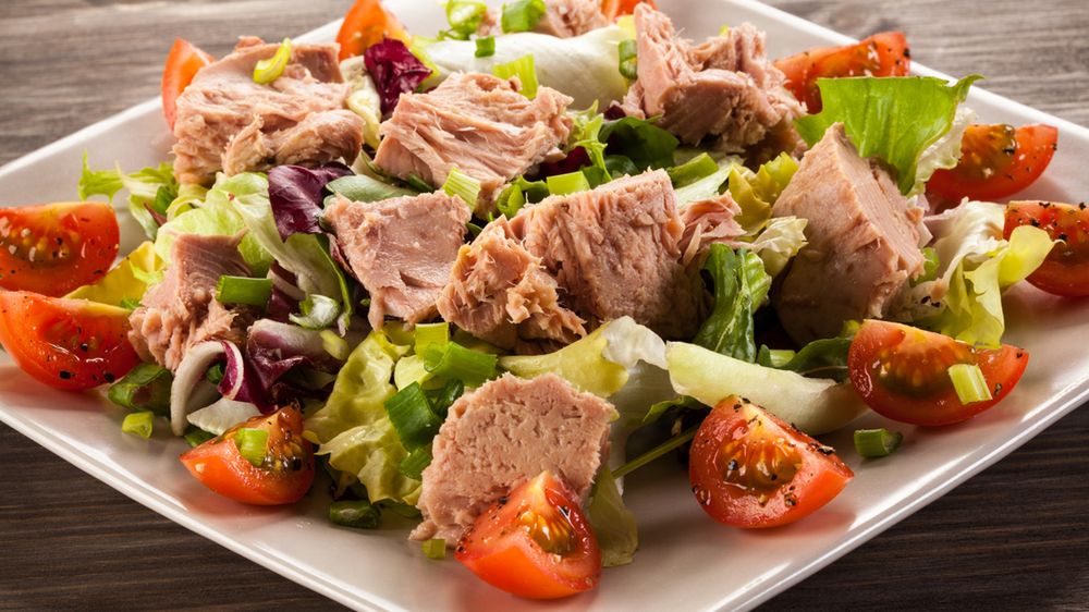 Tuńczyk w oleju w puszce, odsączony