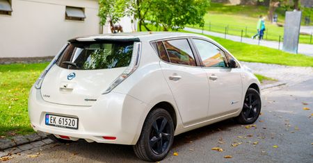 11-letni samochód elektryczny. Zasięg: 35 km. Test w trudnych warunkach