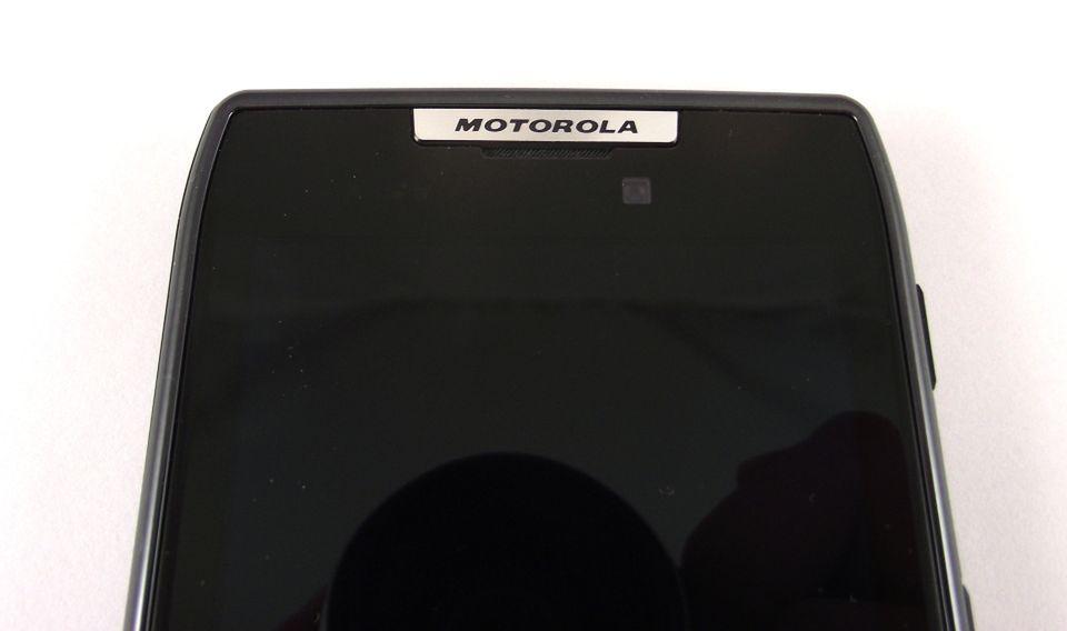 Motorola RAZR XT910 - żyletka wśród Androidów [test] 2