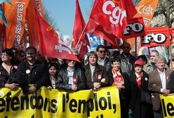 Pracownicy fabryki wzięli dyrektora za zakładnika