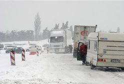 Cała Europa sparaliżowana; stoją pociągi i ciężarówki