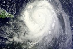 Tej nocy huragan Earl może zaatakować wybrzeże USA