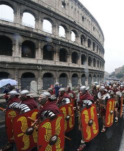 Burmistrz Rzymu: Koloseum w bardzo złym stanie