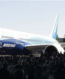 Energooszczędny boeing znów nie wyleci w terminie
