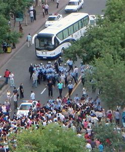 Zamieszki w Chinach: 156 osób zabitych i 800 rannych