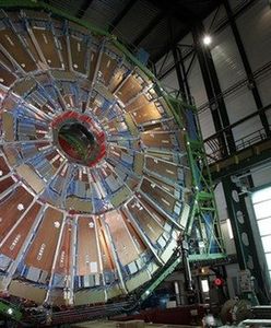 Włoski biskup o CERN: eksperyment nie pokaże nam Boga