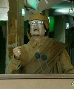 Kadafi doprowadzony do ostateczności: otworzę arsenały!