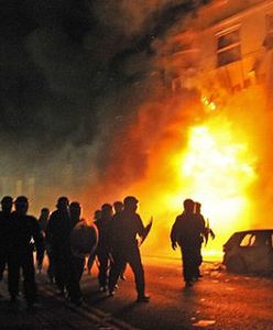 Zamieszki na ulicach Londynu - wojsko wkroczy do akcji?