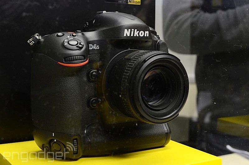 Nikon D4s