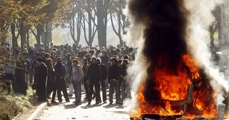 Prawie pół miliona ludzi protestowało we Francji