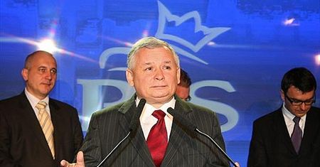 "Premier Tusk szantażuje prezydenta"
