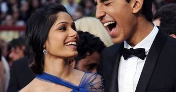 Utwór ze "Slumdoga" hitem kampanii wyborczej w Indiach?