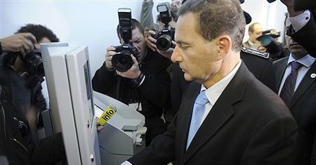 Francuski minister: żadnych burek na ulicach