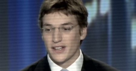 Syn Sarkozy'ego rezygnuje z ubiegania się o urząd