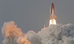 Endeavour nareszcie wystartował - za szóstym podejściem